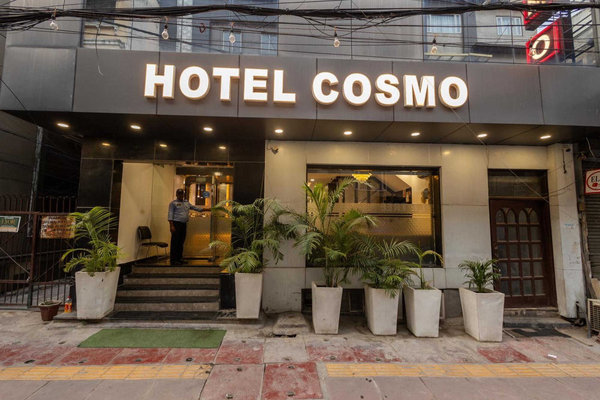 Hotel Cosmo Near Blk Hospital Karol Bagh Дели Экстерьер фото